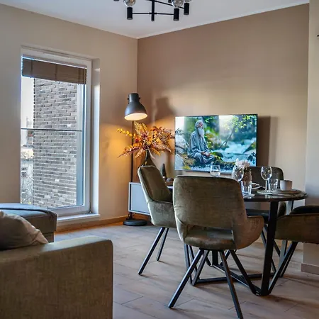 Daire Jezyk-exclusive Free Parking *