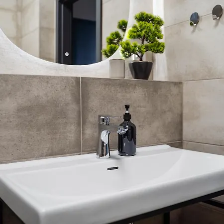 Jezyk-exclusive Free Parking 公寓 *